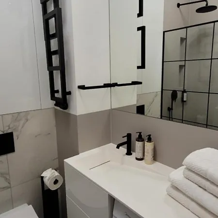 Apartman Hanza Tower 306, Basen, Sauna, Jacuzzi, Fitness *